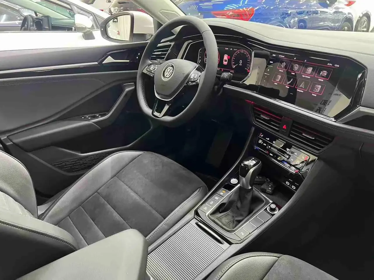 Lavida 2022 280TSI DSG Premium Edition 16