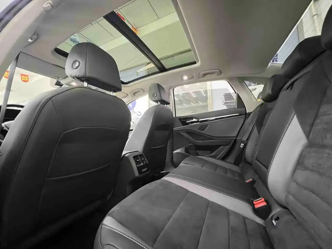 Lavida 2022 280TSI DSG Premium Edition 7
