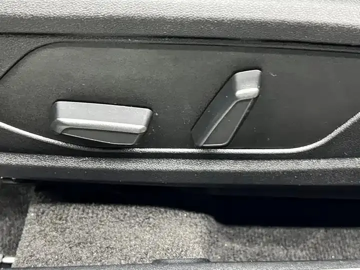 Elantra 2023 1.5L CVT LUX Prestige Edition 20
