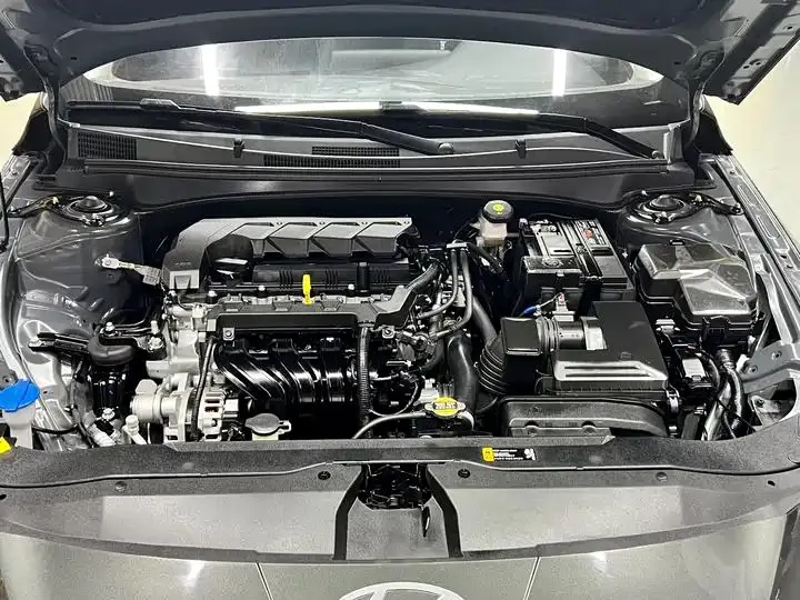 Elantra 2023 1.5L CVT LUX Prestige Edition 24