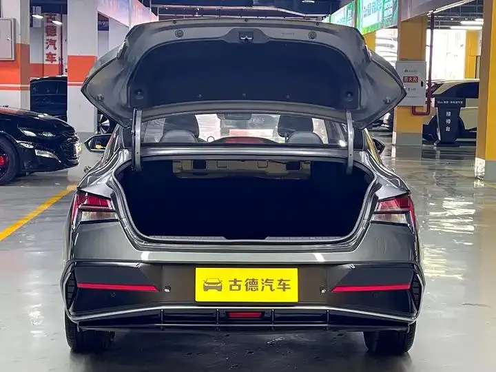 Elantra 2023 1.5L CVT LUX Prestige Edition 29