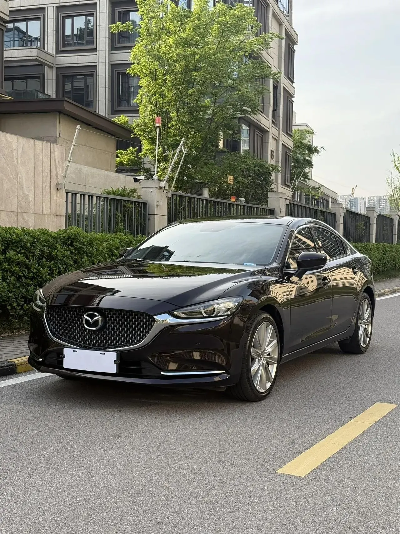 Atz 2020 2.5L Skyactiv Sport Edition - View 1