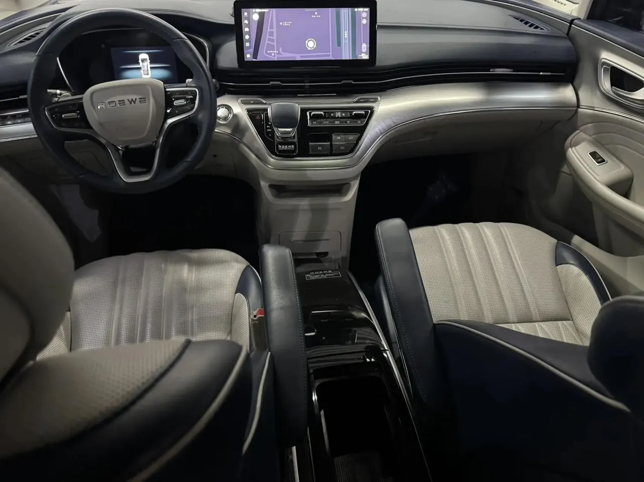 Roewe iMAX8 2021 400TGI Supreme Series Honorable Edition 6