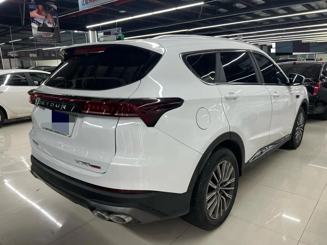 Jetour X70 PLUS 2024 Champion Edition 1.5T DCT Champion MAX 5 4
