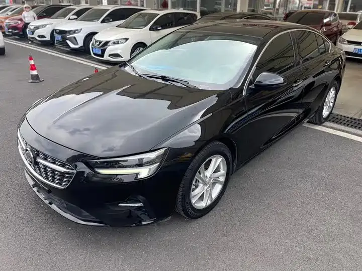 Regal 2020 552T Luxury Model - View 1