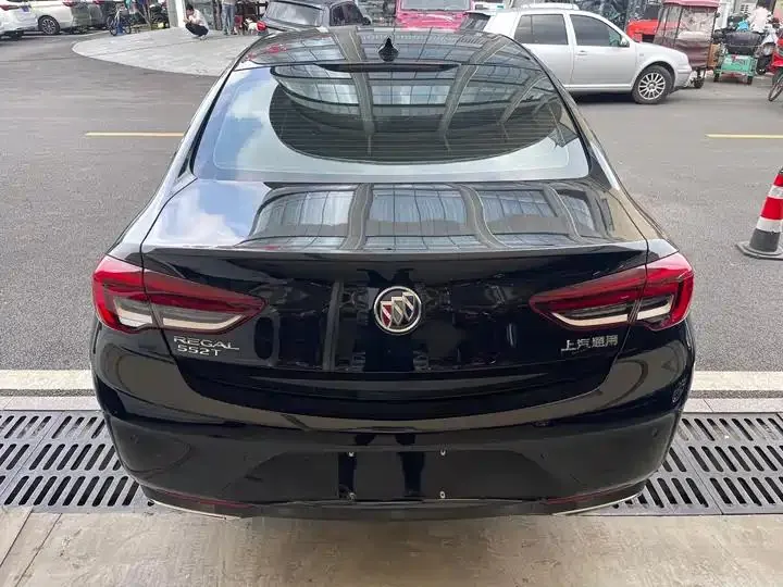 Regal 2020 552T Luxury Model 10