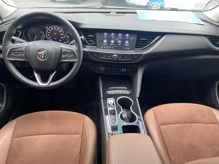Regal 2020 552T Luxury Model 7