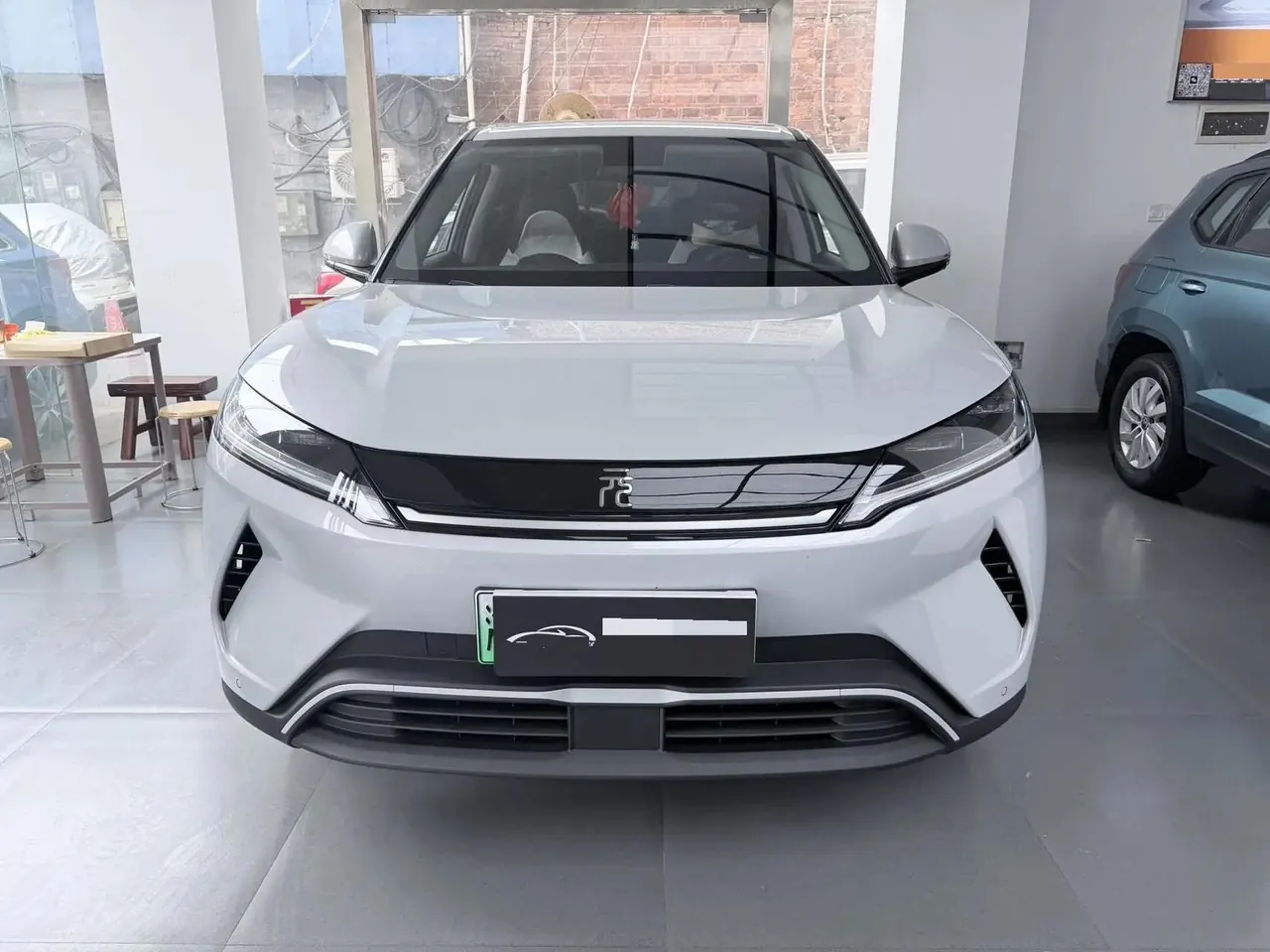 BYD 2025 Yuan UP 301KM Pilot Automatic Gear 3