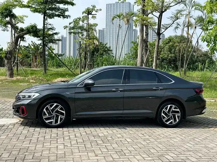 Sagittarius 2023 300TSI DSG Exceed Edition 4