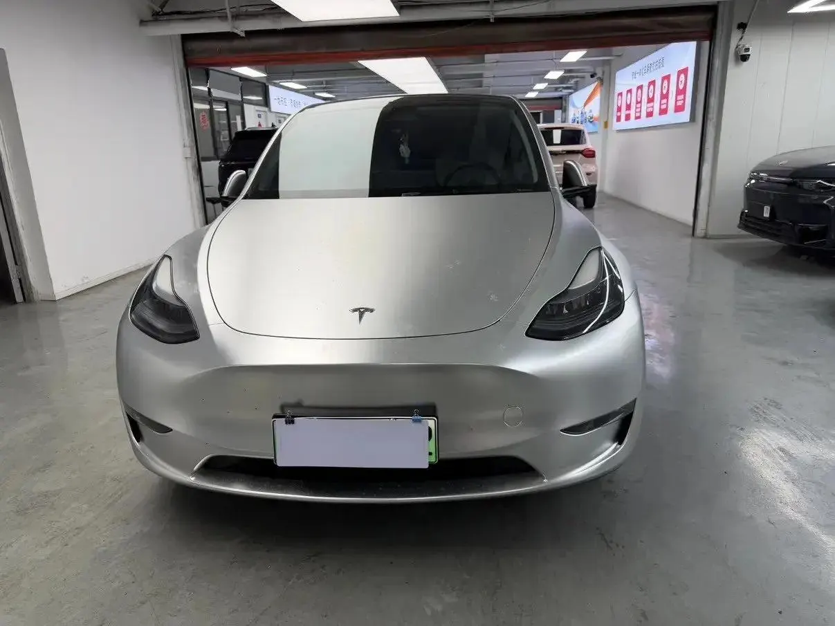 Model Y 2024 rear-wheel drive version 2