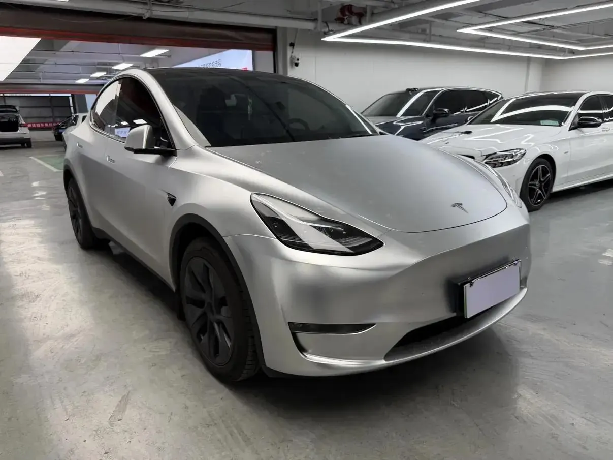 Model Y 2024 rear-wheel drive version 3