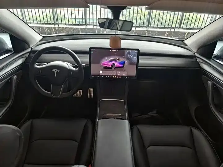 Model Y 2021 Performance High Performance All Wheel Drive 10