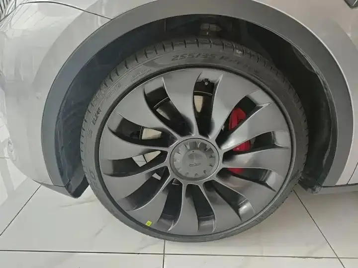 Model Y 2021 Performance High Performance All Wheel Drive 23