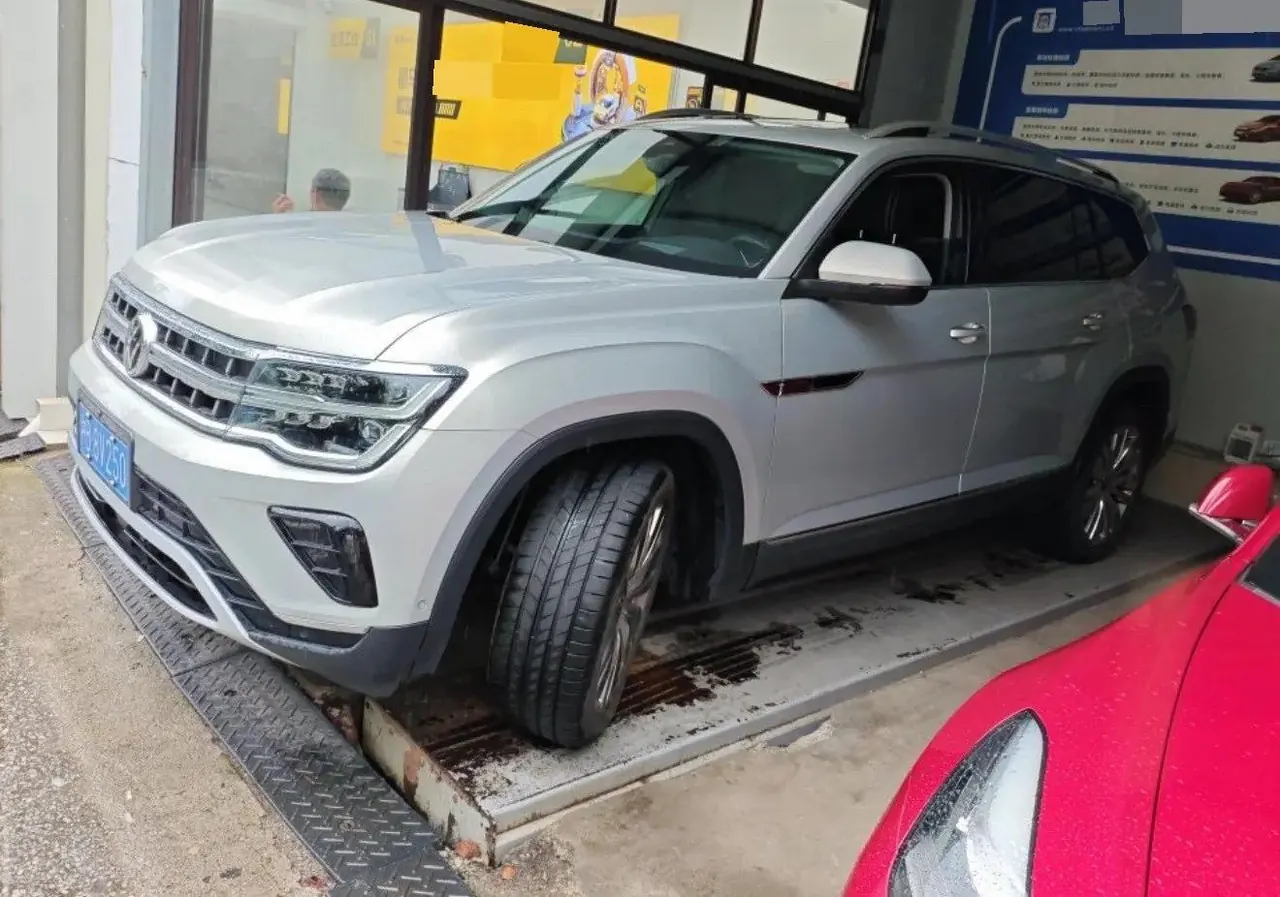 Tuang 2022 380TSI 4WD Respect Flagship Edition - View 1
