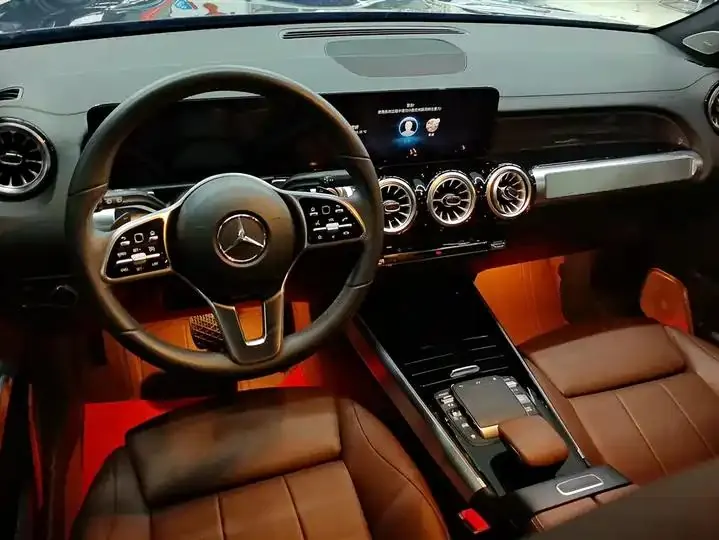 Mercedes Benz GLB 2023 GLB 220 Fashion 12