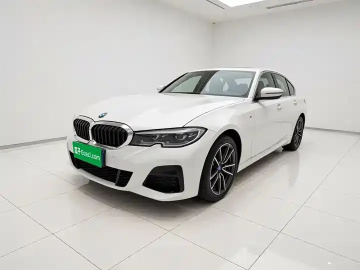 BMW 3 Series 2021 model, facelifted, 325Li M Sport Package - View 1