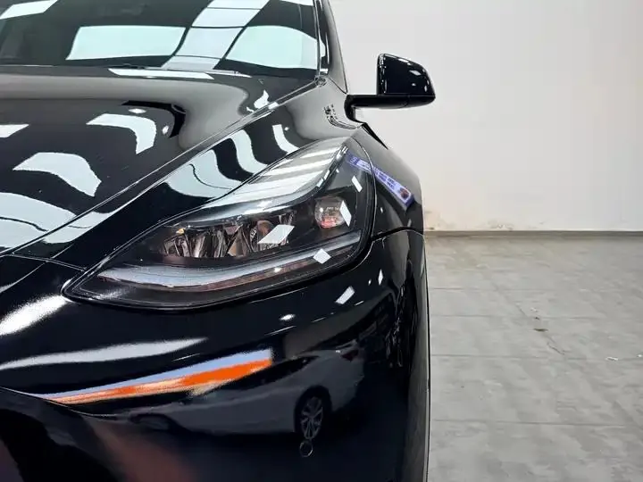 2022 Model Y Refreshed Rear-Wheel-Drive Version 18