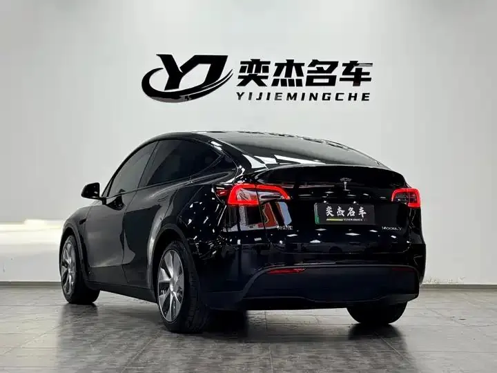 2022 Model Y Refreshed Rear-Wheel-Drive Version 7