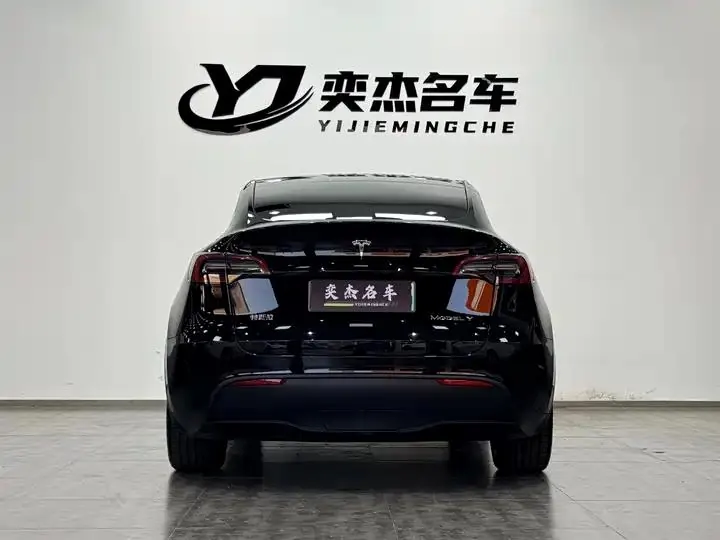 2022 Model Y Refreshed Rear-Wheel-Drive Version 8