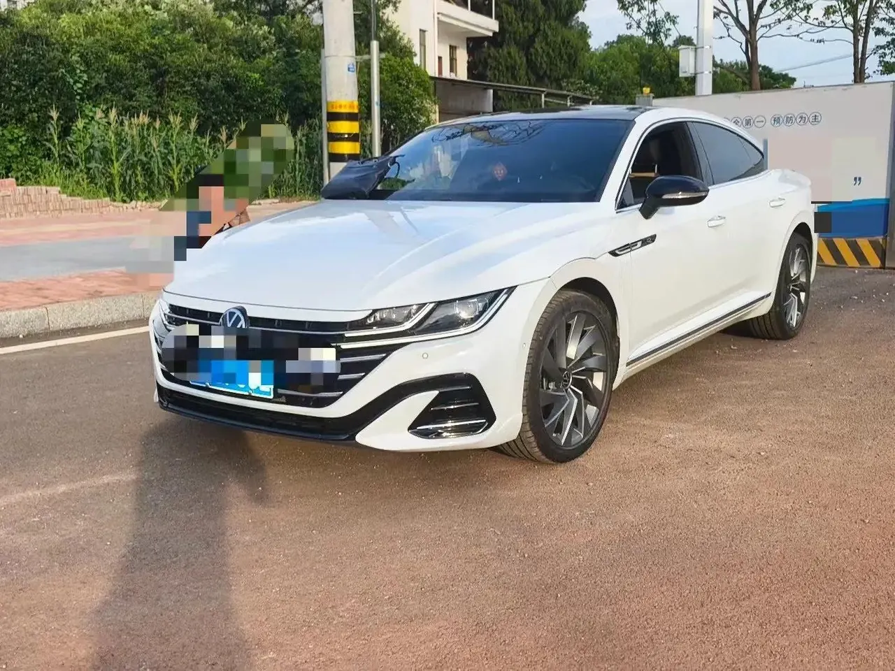 FAW-Volkswagen CC 2023 380TSI eye-catching edition - View 1