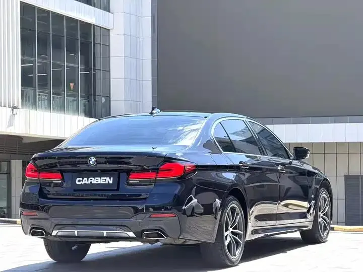 BMW 5 Series 2022 525Li M Sports Suit 10