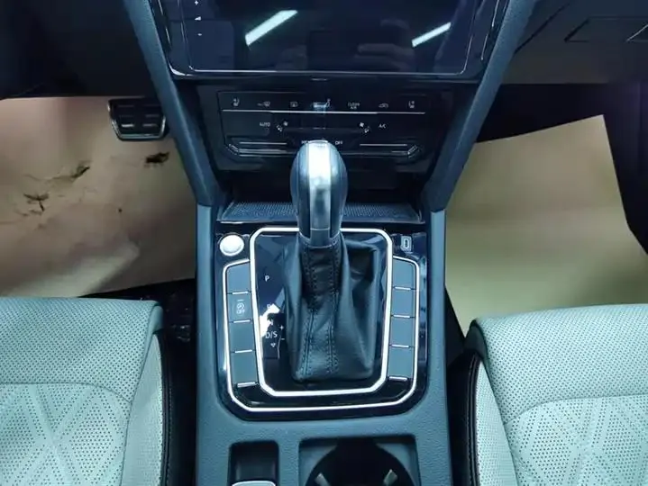 Magotan 2023, 2 Million Units Commemorative Edition, 330TSI DSG Luxury Model 16