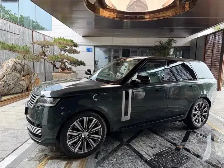 Range Rover 2024 4.4 V8 SV Autobiography First Edition 17