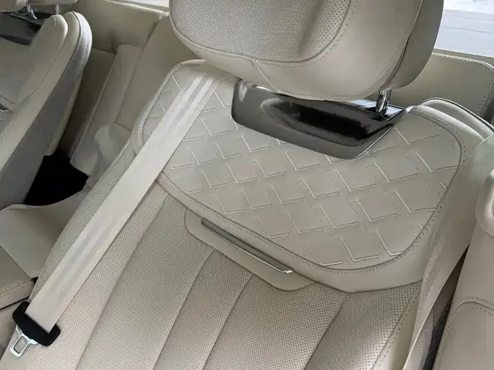 Range Rover 2024 4.4 V8 SV Autobiography First Edition 3