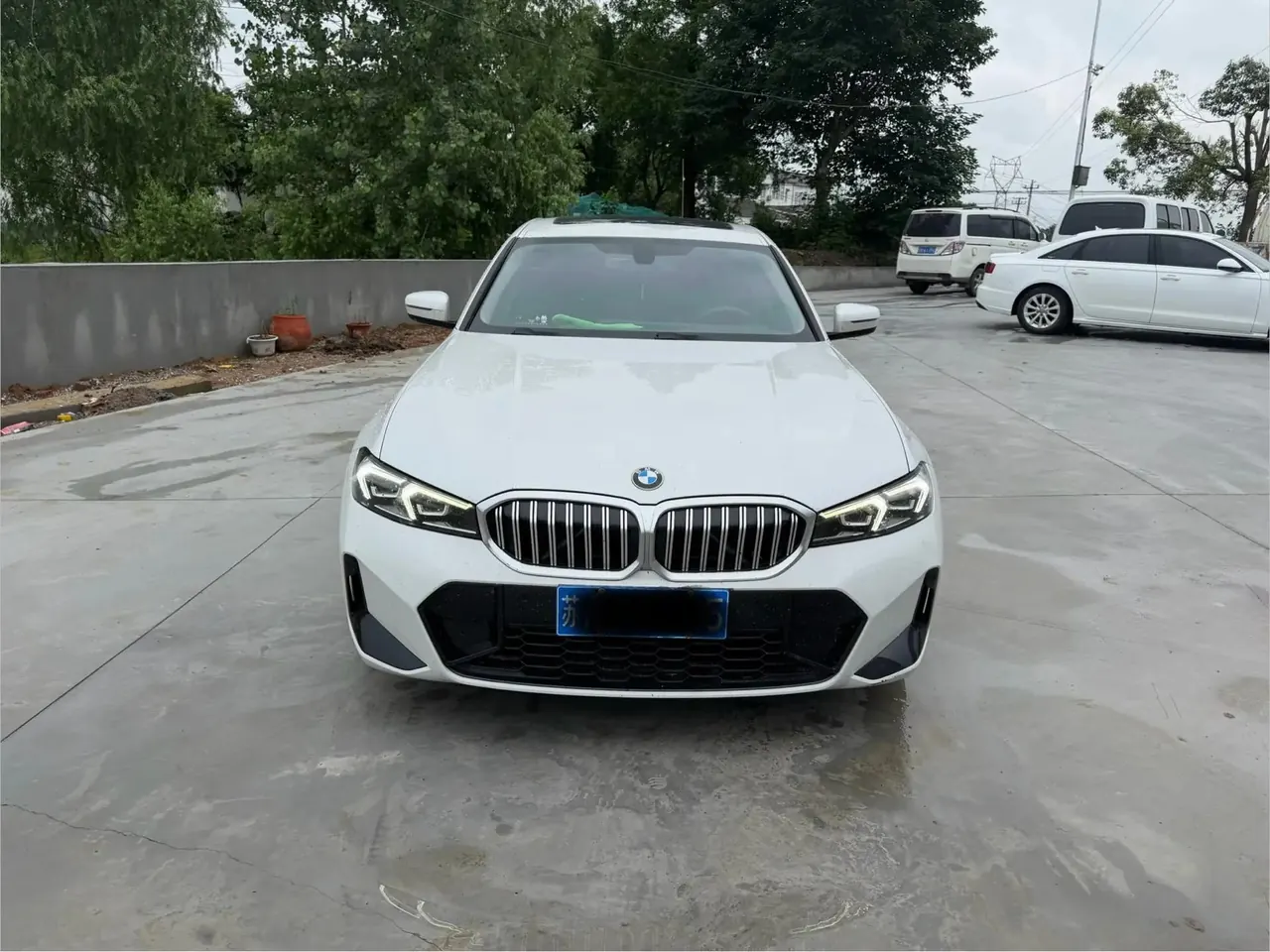 BMW 3 Series 2023 model 320Li M Sport Package 2