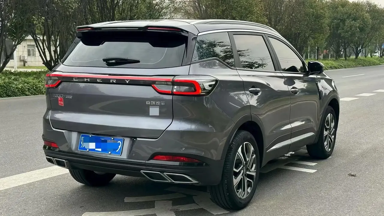 Ruihu 7 PLUS 2023 Champion Edition 1.5TGDI DCT Honorable Model 5