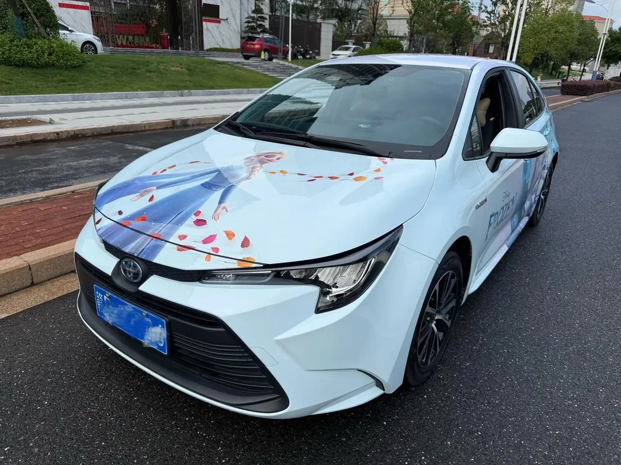 Открыть галерею: Toyota 2024 Lei Ling Shuangqing 1.8 Stepless Intelligent Electric Hybrid Leading Edition Automatic Gear