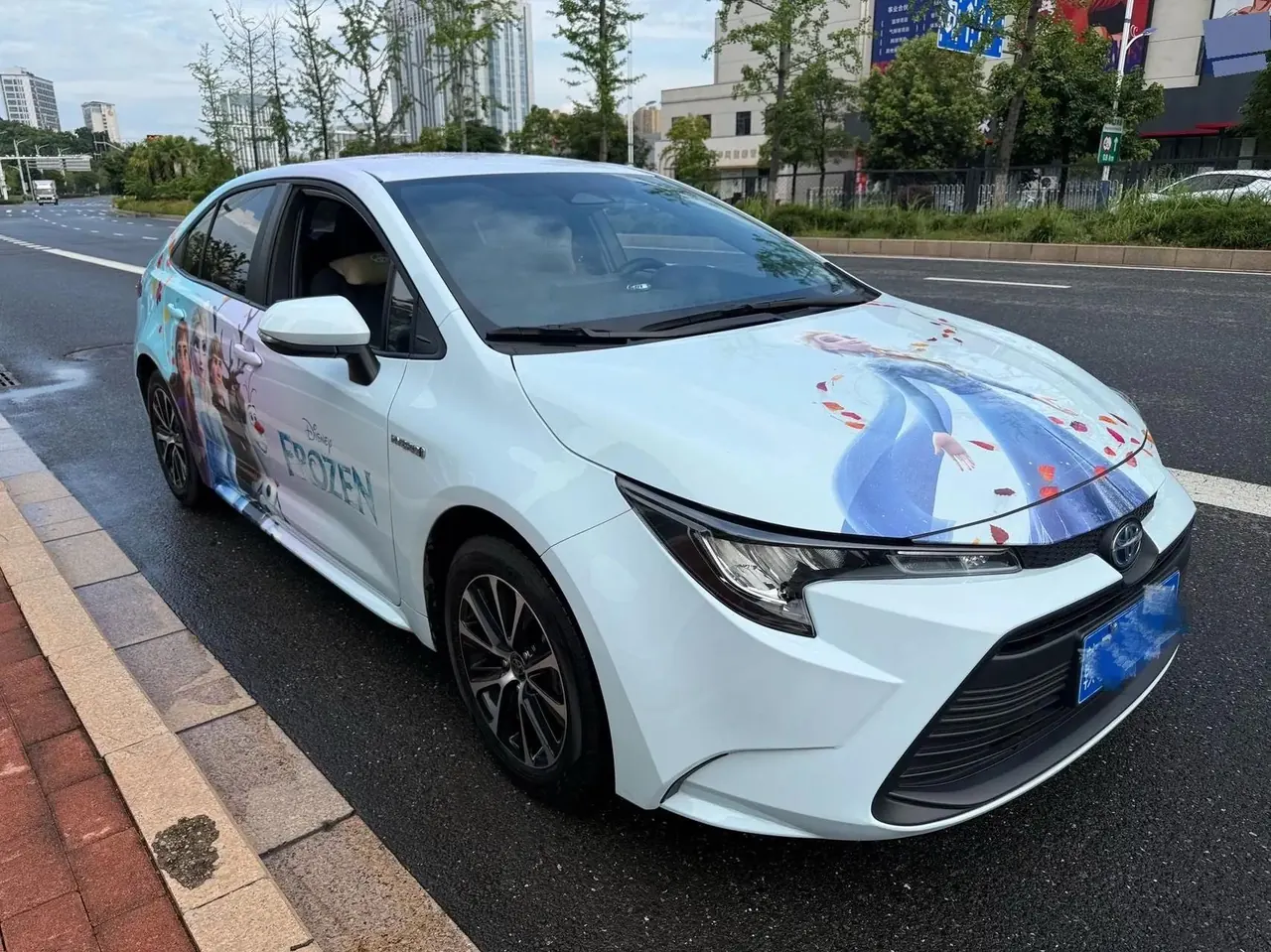 Toyota 2024 Lei Ling Shuangqing 1.8 Stepless Intelligent Electric Hybrid Leading Edition Automatic Gear 3