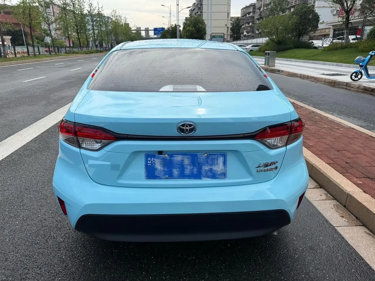 Toyota 2024 Lei Ling Shuangqing 1.8 Stepless Intelligent Electric Hybrid Leading Edition Automatic Gear 9
