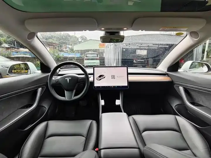 2020 Model 3 Standard Range Rear-Wheel Drive Upgrade Version 13