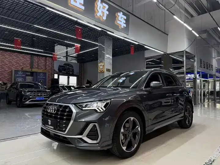 Audi Q3 2023 35 TFSI Fashion Dynamic (1.4T) - View 1