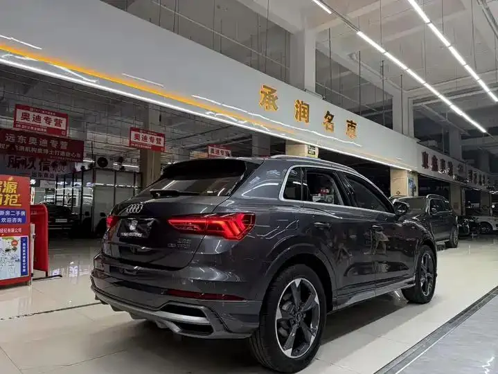 Audi Q3 2023 35 TFSI Fashion Dynamic (1.4T) 7