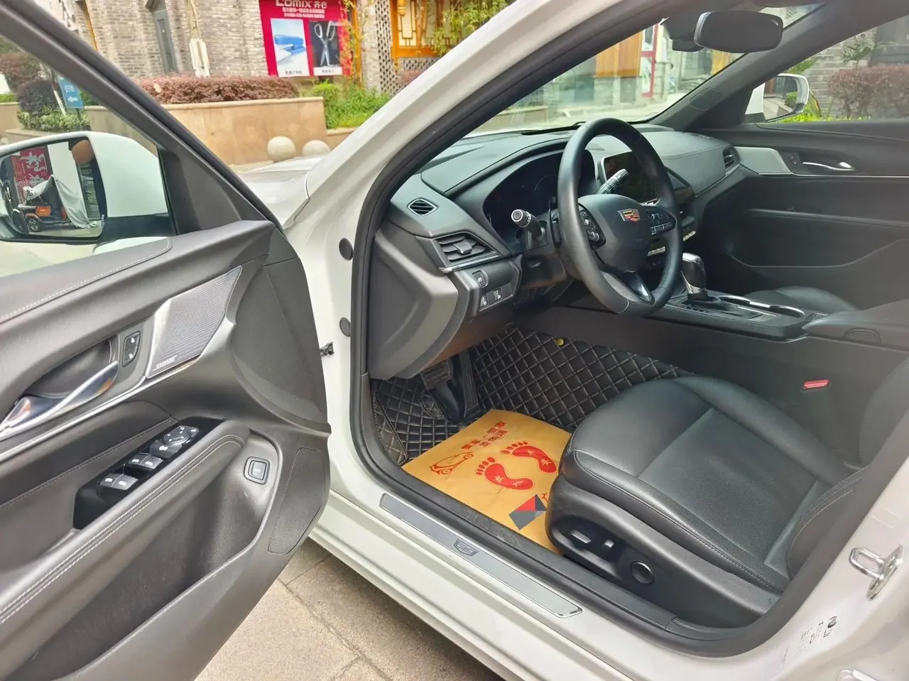Cadillac CT4 2021 28T Luxury Model 6