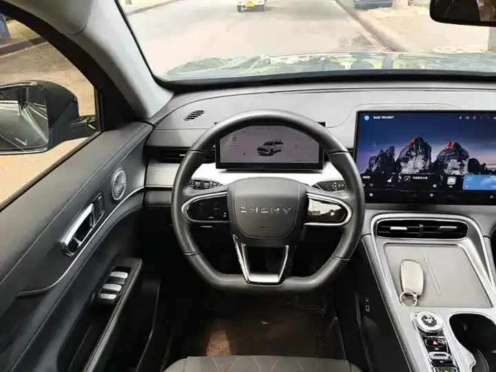 Ruihu 8 PLUS 2025 290TGDI DCT Comfort Edition 7