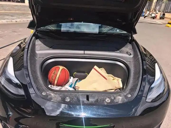 Model Y 2022 rear-wheel drive version 11