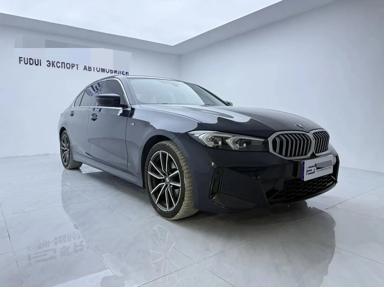 BMW 3 Series 2023 model 320Li M Sport Package 3
