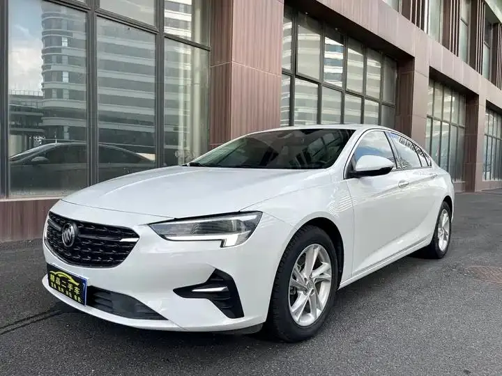 Regal 2020 552T Luxury Model - View 1