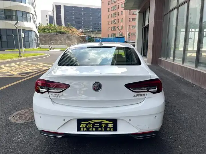 Regal 2020 552T Luxury Model 10