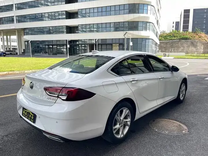 Regal 2020 552T Luxury Model 11