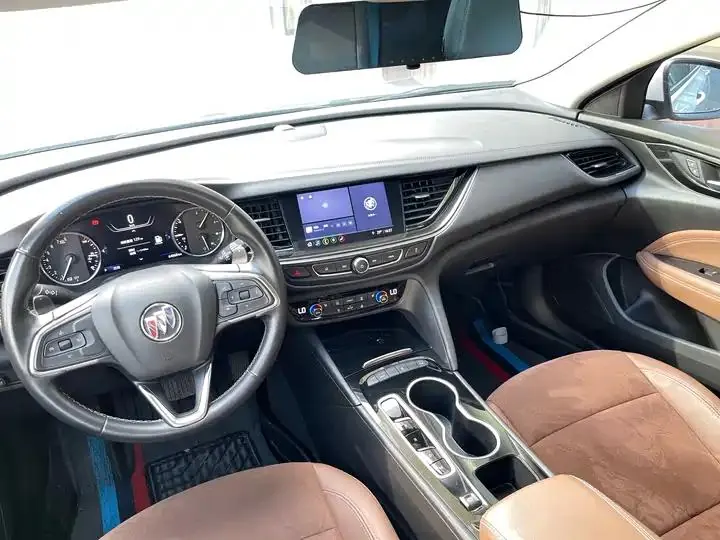 Regal 2020 552T Luxury Model 31