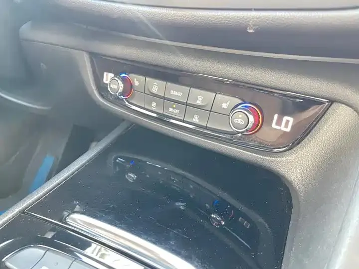 Regal 2020 552T Luxury Model 34
