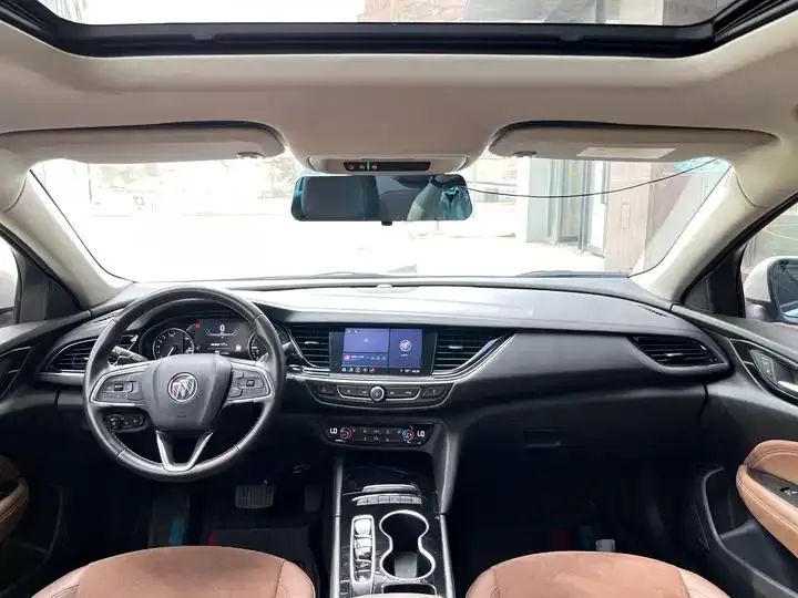 Regal 2020 552T Luxury Model 5