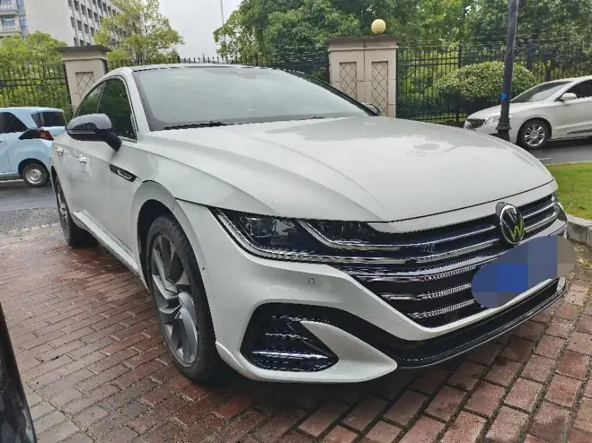 FAW-Volkswagen CC 2023 model 380TSI Brilliant Edition 2