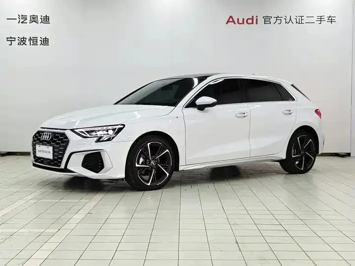 Audi A3 2023 Sportback 35 TFSI Fashion Sport - View 1
