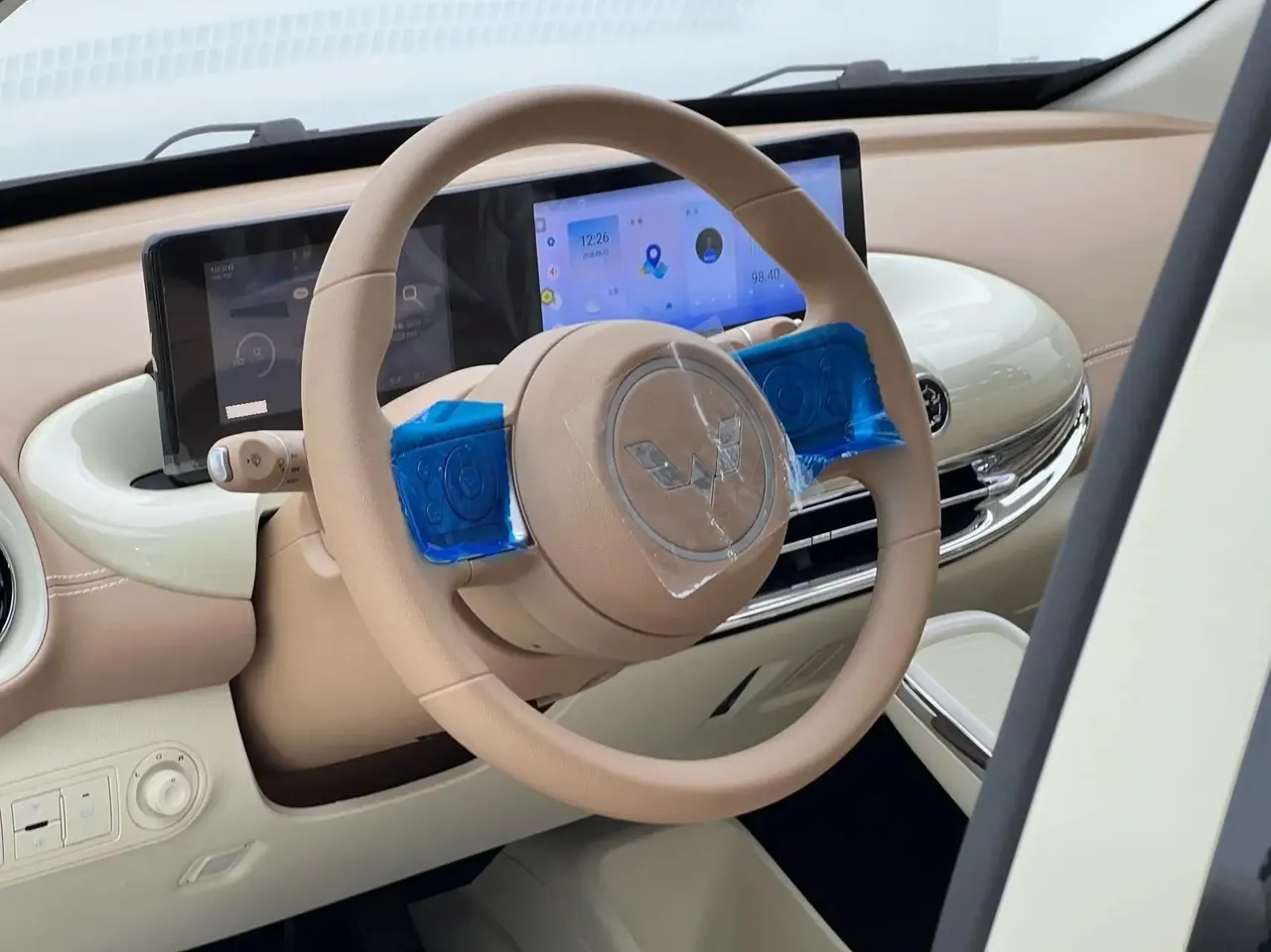 WuLing 2025 Plantronics 333km Enjoy Automatic Gear 8
