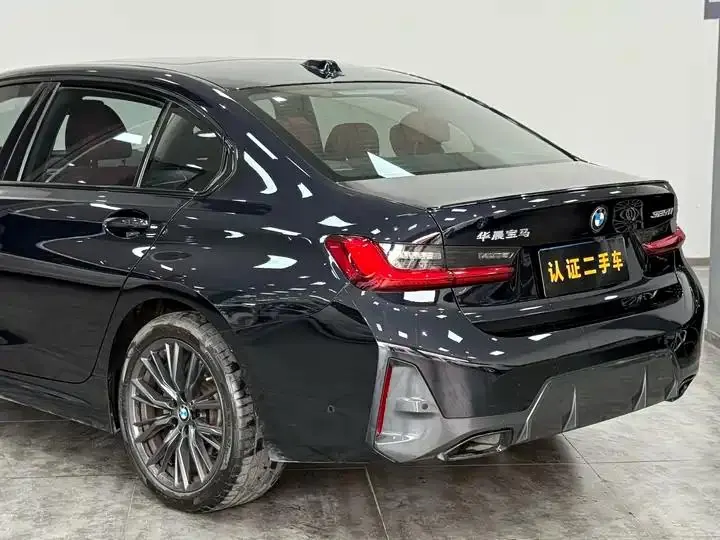 BMW 3 Series 2023 model 325Li M Sport Night Edition Package 10
